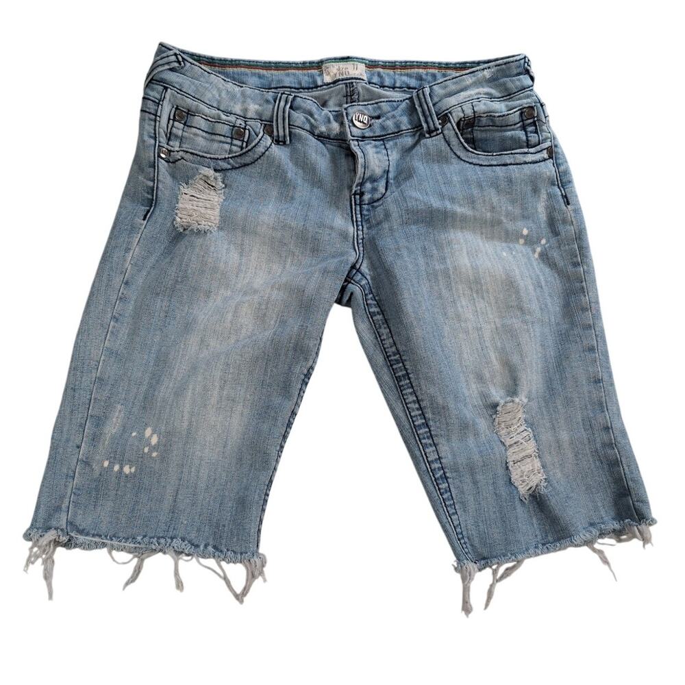 Y2K YNQ Distressed Denim Bermuda Shorts Womens Sz 11 Cutoff Raw Hem Ripped